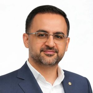 سیاوش هوشیار